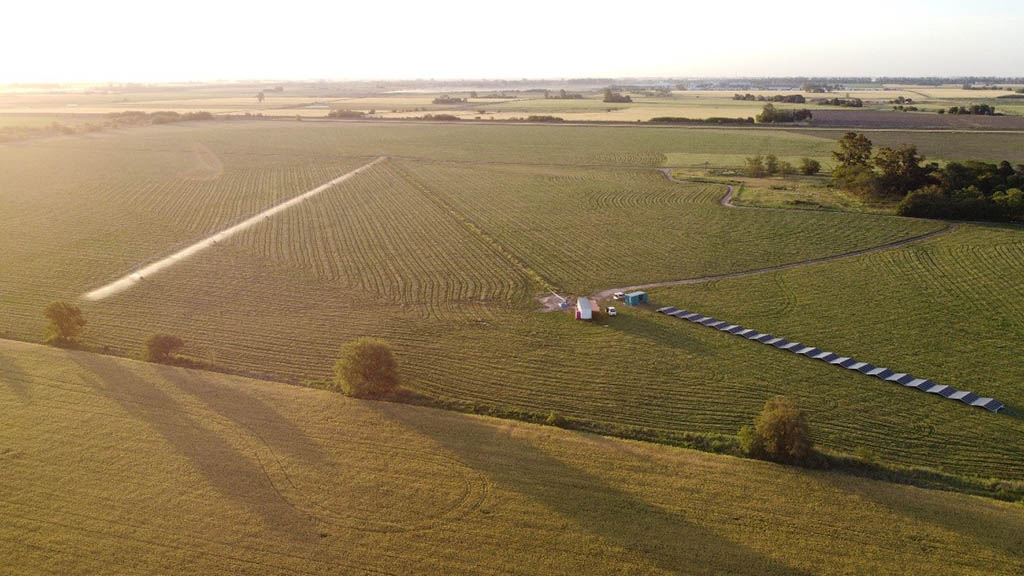 Lanzan un sistema de riego solar agrícola para grandes extensiones